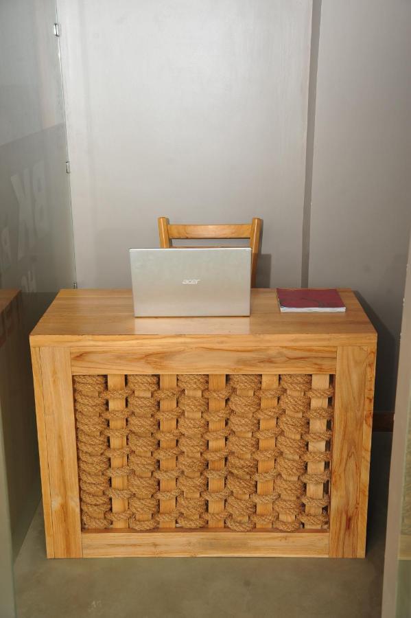 Bk Beach Boutique Hotel - Hikkaduwa Eksteriør billede