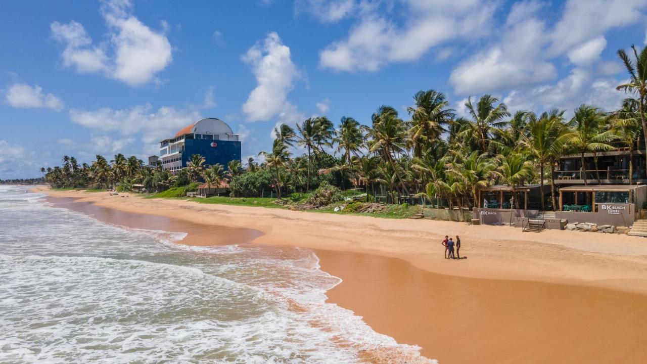 Bk Beach Boutique Hotel - Hikkaduwa Eksteriør billede