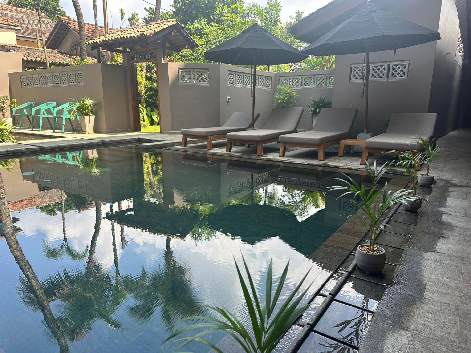 Bk Beach Boutique Hotel - Hikkaduwa Eksteriør billede