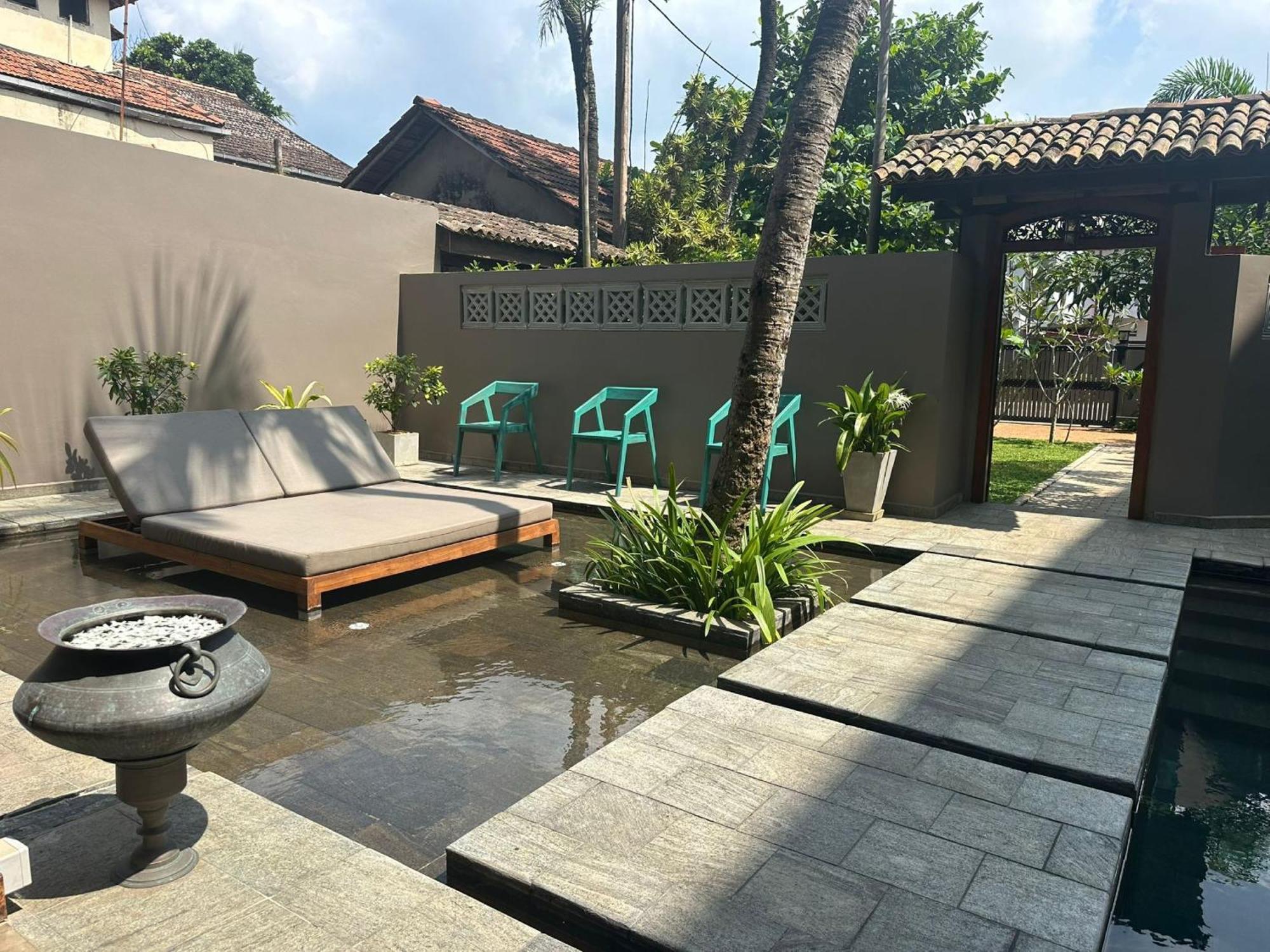 Bk Beach Boutique Hotel - Hikkaduwa Eksteriør billede