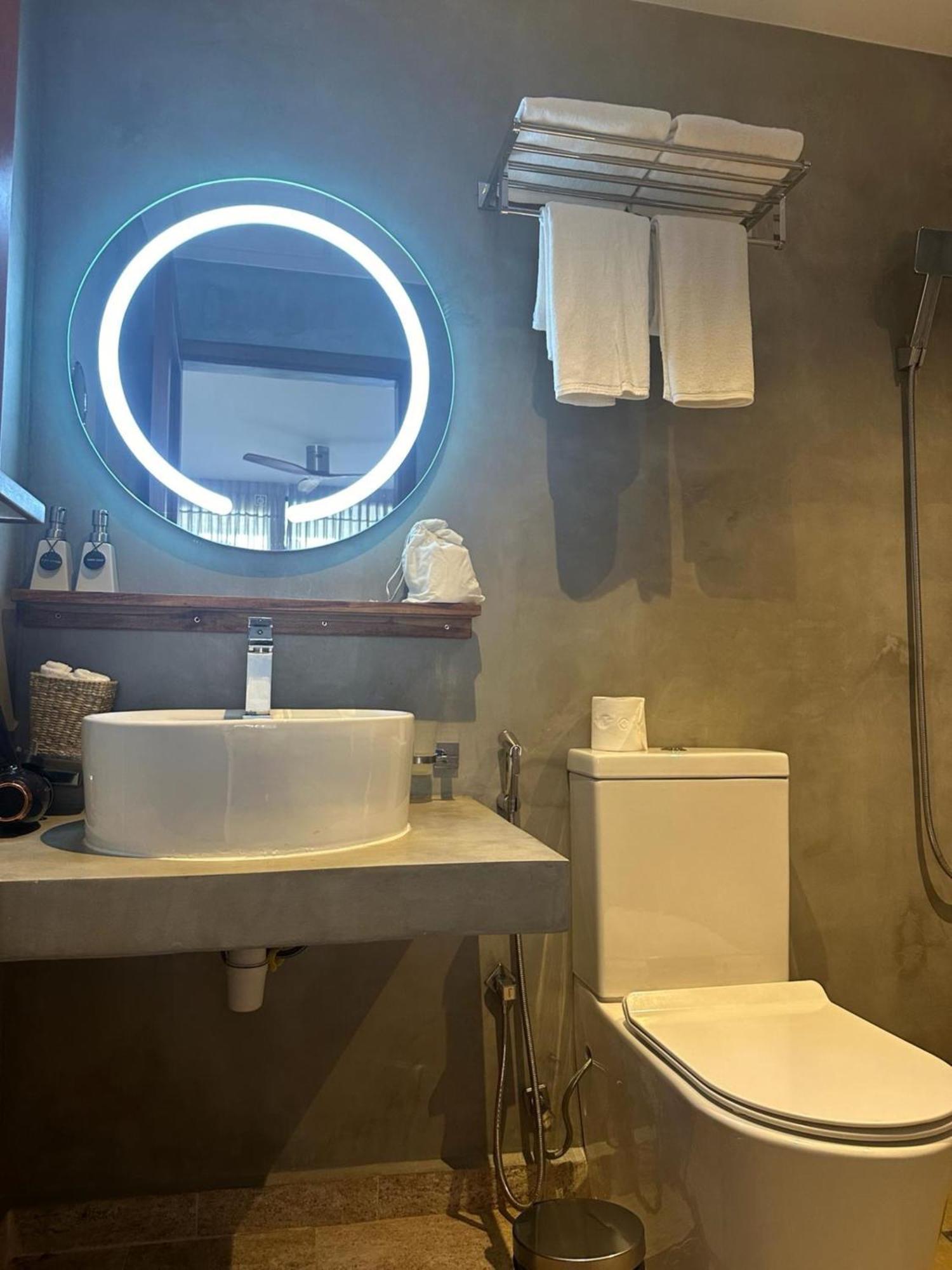 Bk Beach Boutique Hotel - Hikkaduwa Eksteriør billede