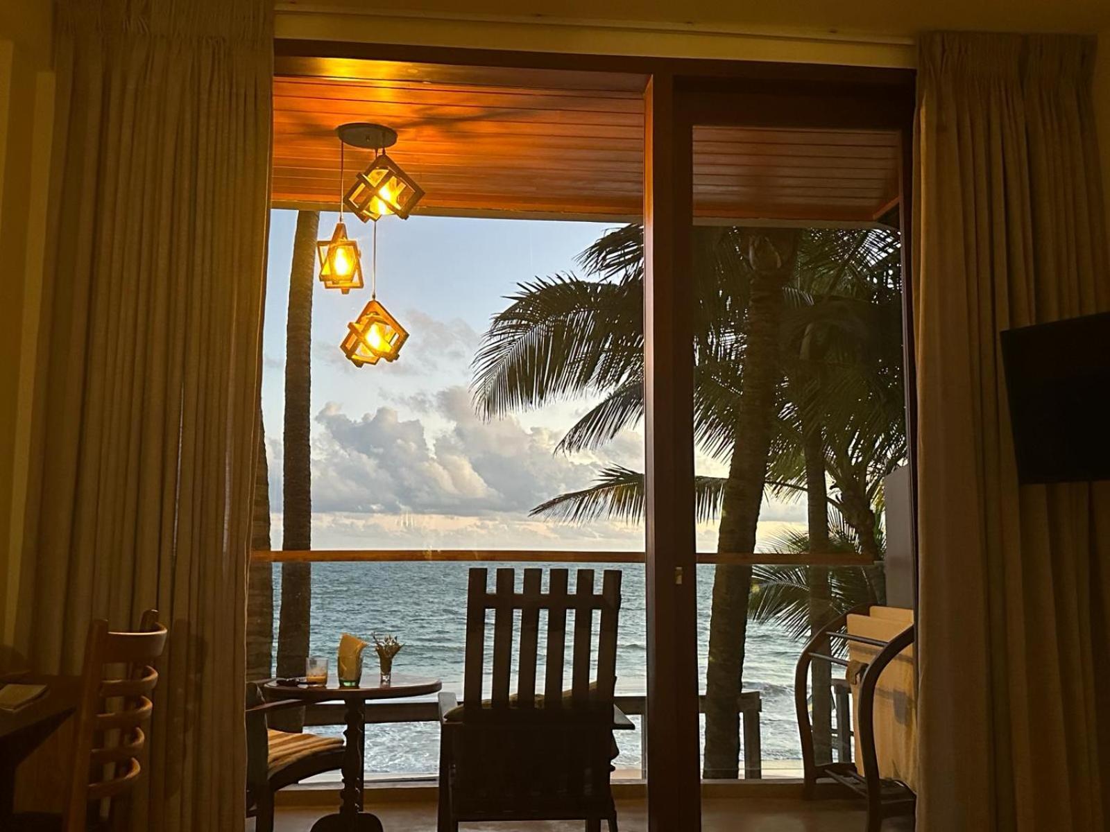 Bk Beach Boutique Hotel - Hikkaduwa Eksteriør billede