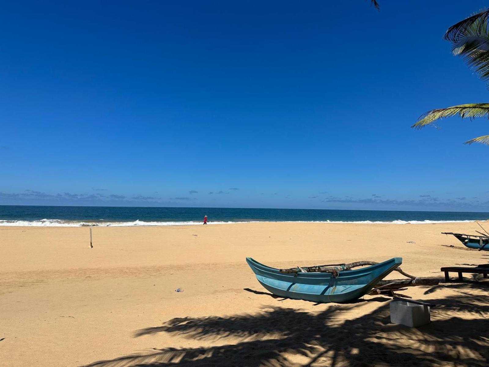 Bk Beach Boutique Hotel - Hikkaduwa Eksteriør billede